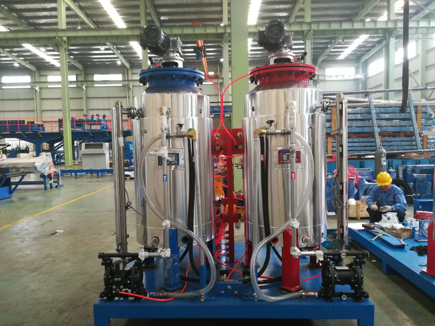 Two-component polyurethane high/low pressure foaming machine