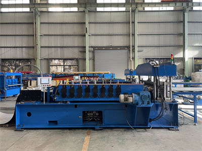 Box plate roll forming machine